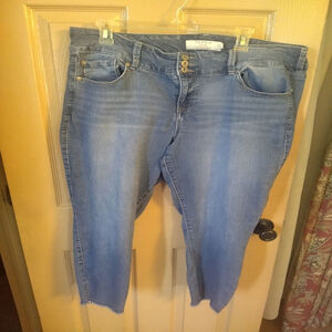 NWOT Plus Size Jeans